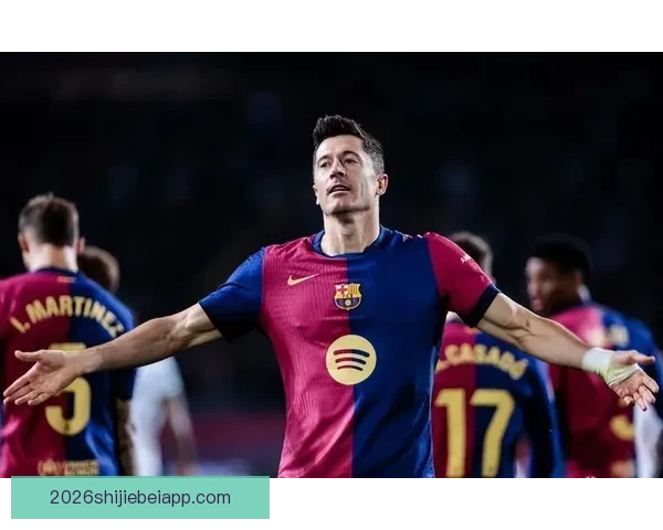 莱万加盟巴萨正式达成协议 成为西甲豪门新援 莱万加盟巴萨正式达成协议 成为西甲豪门新援